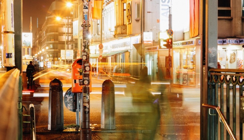 Most people, when they visit Berlin for the first time, find time to visit the famous Checkpoint Charlie. This infamous border crossing between East and West Berlin is a classical tourist stop for people interested in the Second World War and the relationship between Communist Germany, the USSR and the Allied Forces that controlled West Germany.