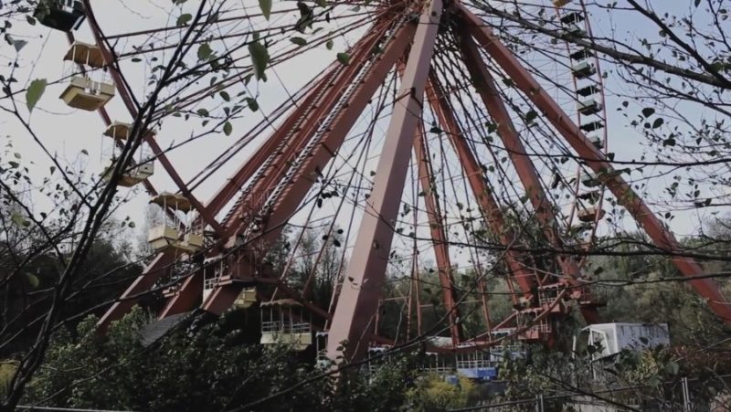 The man behind Abandoned Berlin took Jordi Busquets exploring some of Berlin’s most popular urban exploration locations. All of this for his documentary about urban in Berlin that is, also, called Abandoned Berlin.