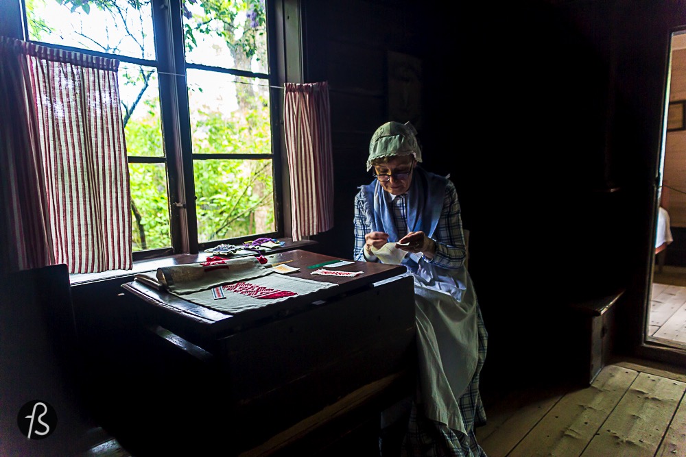 Turku card is a life saver, really! You have no idea. Besides giving you free entrance in a bunch of museums, exhibitions and events, with the card you don't need to worry about public transportation since this card grants you free buses inside Turku! Turku maybe small for us, Brazilians that comes from cities with 23 million people, but for European and Finnish standards, it is quite big! And for you to be able to check from your list all the things to do in Turku, you'll need to take buses. And if you're not 100% sure about the Food Walk Card, the Turku card gives you discount in many many places and restaurant. Some places are the same as the other card, like Cafe Art. I'll give you some of the stuff we did but you can check here a bigger and more complete list of all the advantages of having a Turku Card. things to do in Turku