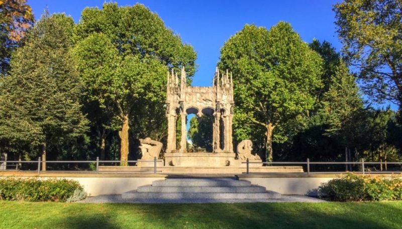 Our visit to Schulenburg Park and its beautiful fountain in Neukölln