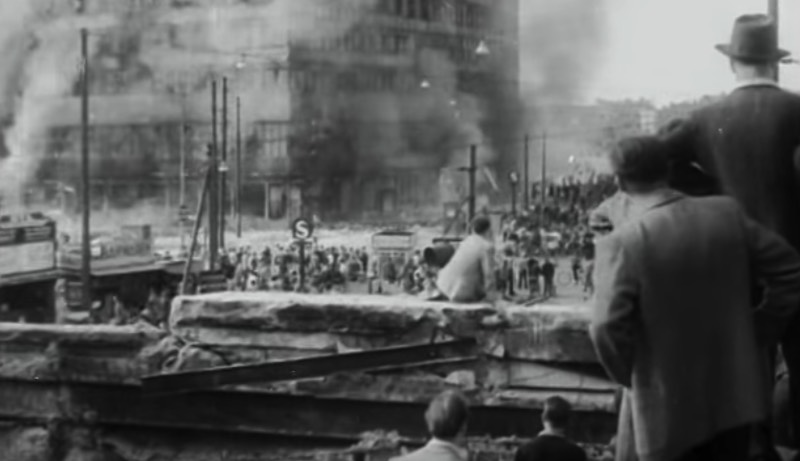 If you ever wondered why Strasse des 17. Juni has its name, you have to watch this short movie from British Pathé from the Berlin Riots of 1953. This short movie is not a documentary but a newsreel report about the uprising of workers against the Communist Regime in East Germany. This is the real deal, not an interpretation of what happened.