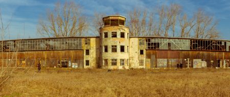 If you manage to walk into the abandoned Flugplatz Rangsdorf, you will never suspect what the place used to be and how much history happened there. It was here that Claus Schenk Graf von Stauffenberg landed after trying to kill Hitler back in 1944 and this is why we took our cameras to explore this abandoned airport ten kilometers south of Berlin city limits.