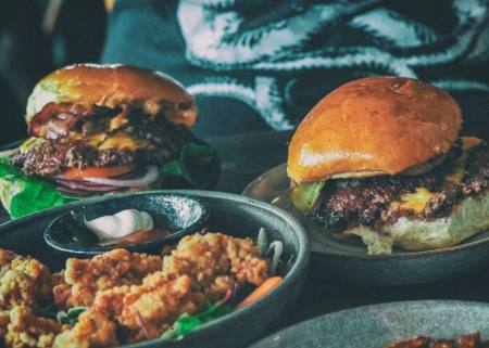 Right in the center of the city, this week, Fotostrasse explores Momotaro Tavern for our #52weeksofburgers challenge. This place was recommended to us by a good friend, and it is slightly surprising that we never head of it before considering how central it is.