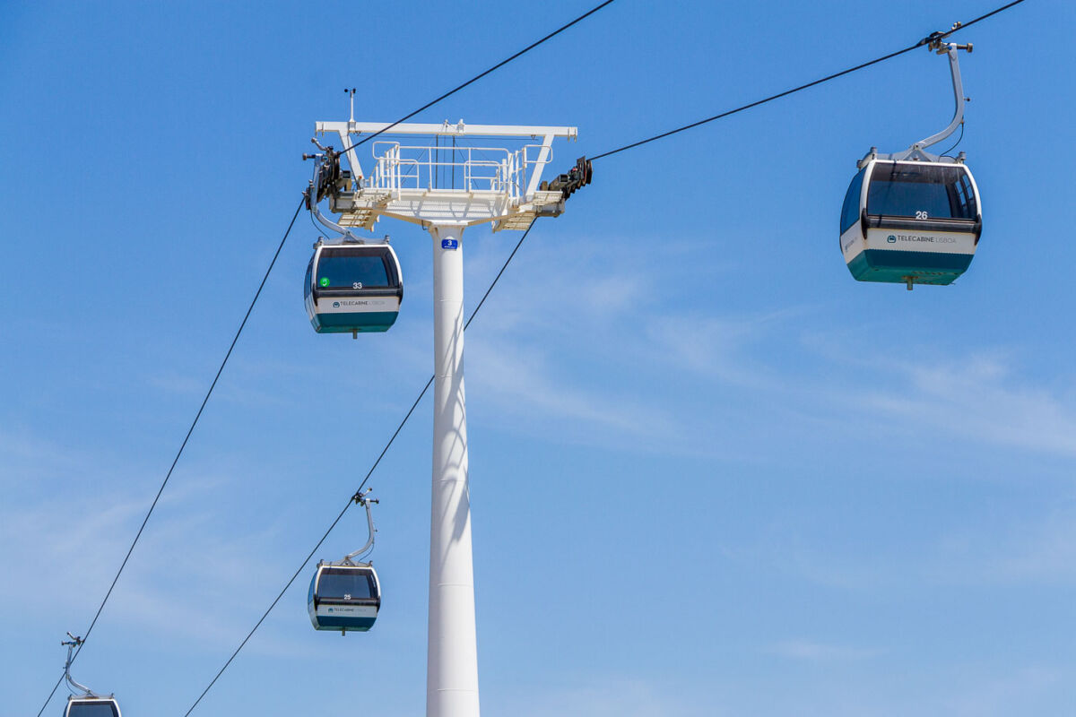 Ready to see Parque das Nações from a whole new perspective? Hop aboard the Telecabine Lisboa, the Portuguese name for the cable car, for a breathtaking ride. Starting near the Oceanarium, you'll glide over the area's top attractions, ending near the Vasco da Gama Tower. 