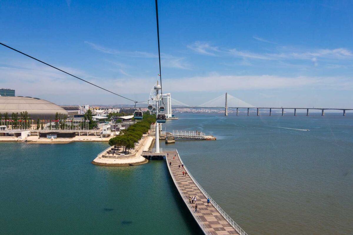 Ready to see Parque das Nações from a whole new perspective? Hop aboard the Telecabine Lisboa, the Portuguese name for the cable car, for a breathtaking ride. Starting near the Oceanarium, you'll glide over the area's top attractions, ending near the Vasco da Gama Tower.