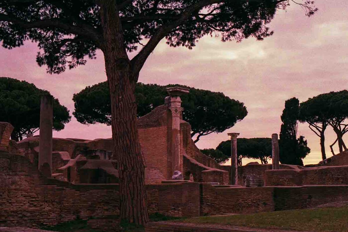 Are you a history buff who’s always been fascinated by the ancient Roman Empire? If you’re tired of the crowds at the Colosseum, why not take a trip to Ostia Antica?