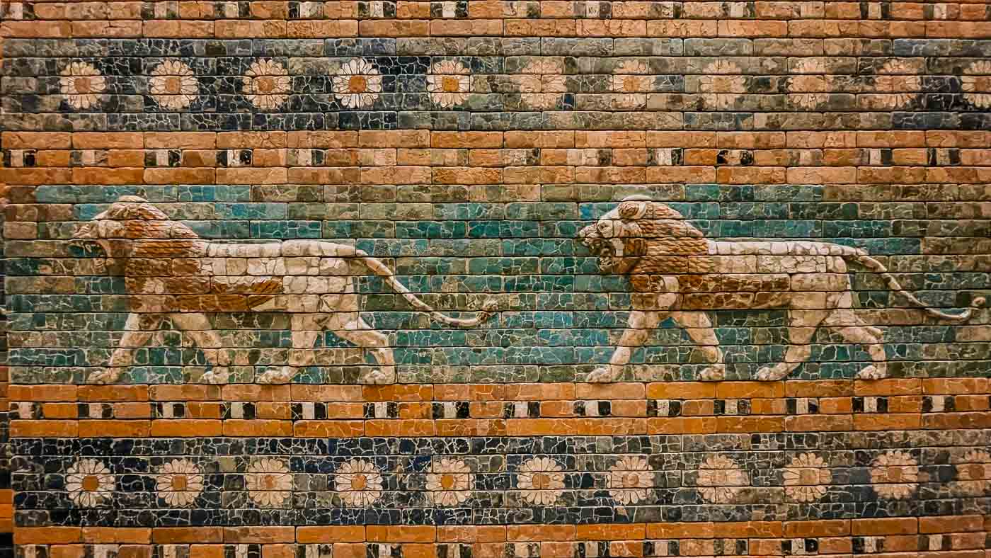 Imagine the awe-inspiring sight of the colossal blue gates of Babylon or strolling through the magnificent arches of a bustling Roman marketplace. These aren't scenes from a movie; they're everyday possibilities at the incredible Pergamon Museum in Berlin. But there's one big catch… The entire museum won't reopen fully until at least 2037.
