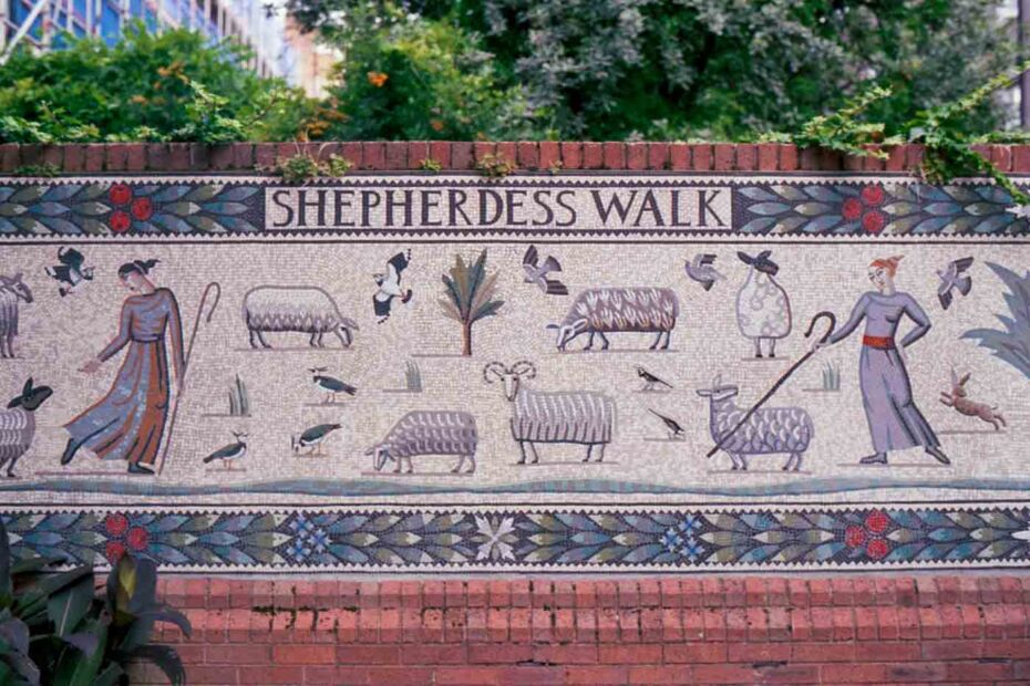 London may be a bustling city, but tucked away in its many neighborhoods are green spaces perfect for relaxing. One such special place is Shepherdess Walk Park in Hoxton. It’s ordinary enough until you find a mysterious passageway… Follow it, and you’ll stumble upon a dazzling surprise – the Shepherdess Walk Mosaics!