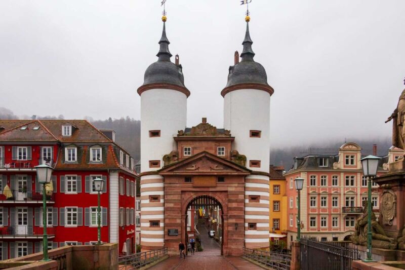 Heidelberg, a city famed for its romantic castle and prestigious university, is also home to a treasure trove of lesser-known attractions waiting to be discovered. This article is focused on these things to do in Heidelberg.