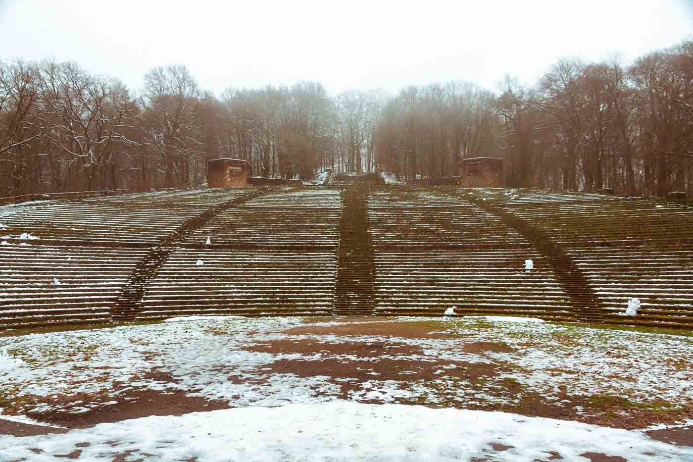 On the opposite side of the Heidelberg Castle, across the Neckar River, you need to journey to the Heiligenberg and face the Heidelberg Thingstätte, an open-air amphitheater built by the Nazis in the 1930s. 