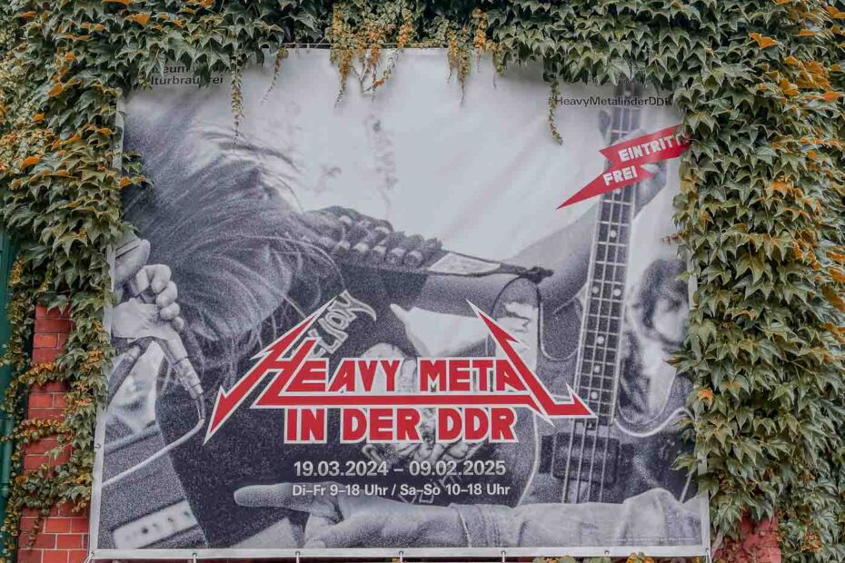 Heavier, harder, louder, faster was the motto for heavy metal fans in the 1980s, not just in the West but also behind the Iron Curtain. The Museum in der Kulturbrauerei Berlin is hosting a charming exhibition, "Heavy Metal in the GDR," that dives into the passionate and surprisingly resilient heavy metal scene in East Germany.