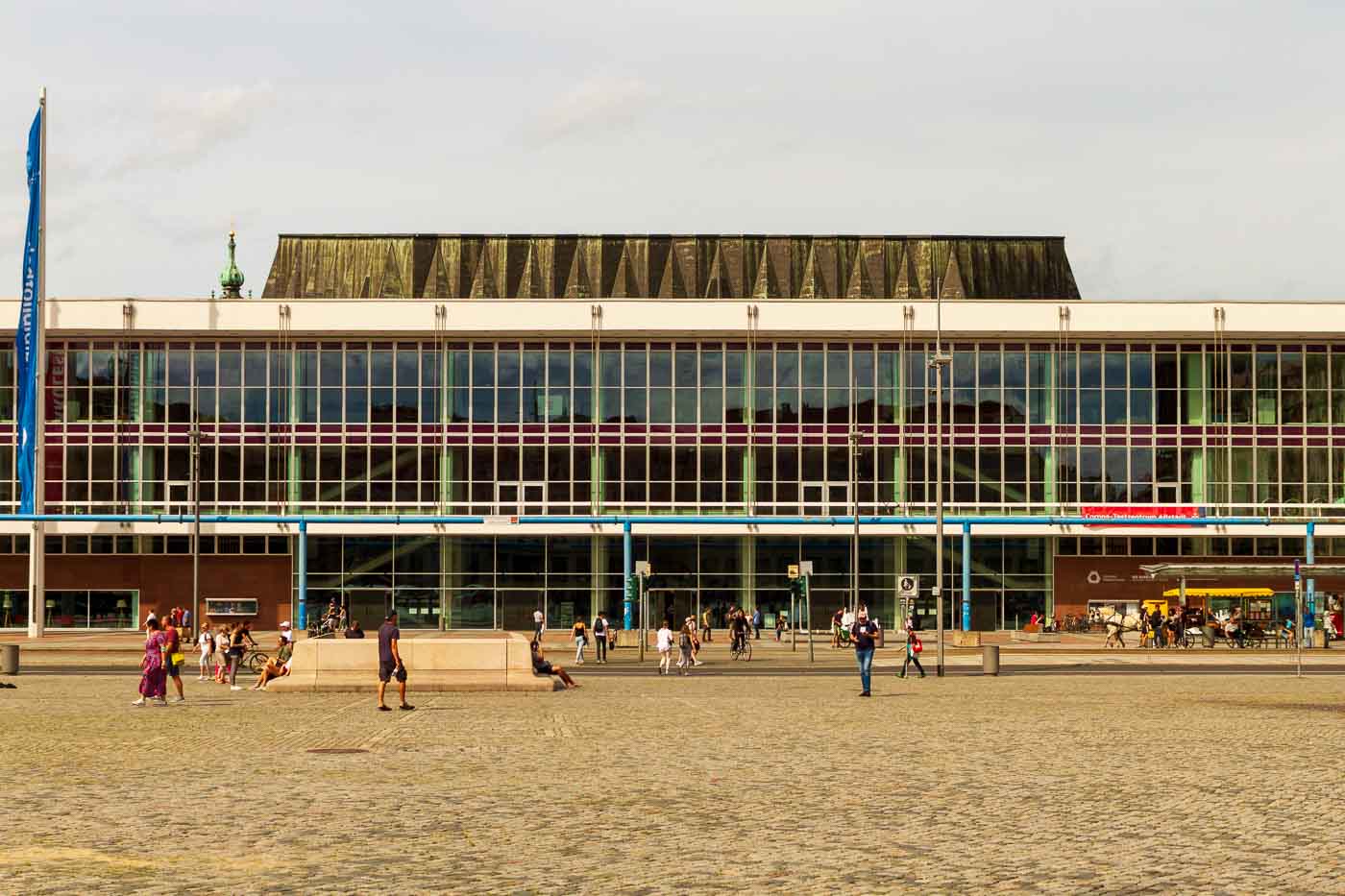 The Kulturpalast Dresden, also known as the Dresden Palace of Culture, is a striking example of modernist architecture in the heart of Dresden's historic old town. It was finished in 1969 and used to be the largest multipurpose hall in the city. The venue hosted various events, including concerts, dances, conferences, and political gatherings. Following an extensive renovation completed in 2017, the Kulturpalast has been revitalized as a vibrant cultural center, boasting a state-of-the-art concert hall and a wealth of artistic treasures.