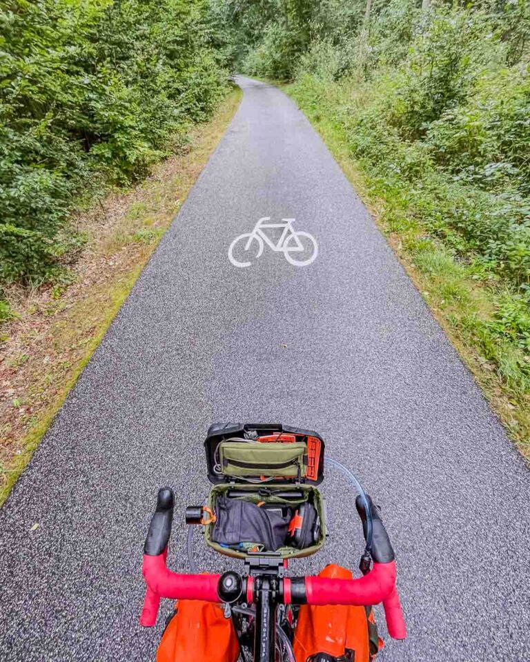 In early September 2024, I completed packing my bike and set off from Berlin to Copenhagen. Several days and more than 600 kilometers later, I arrived in the Danish capital.