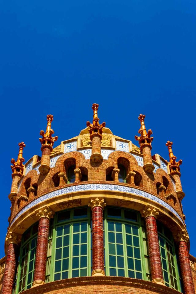 When most people think of Barcelona, images of Gaudí's Sagrada Familia or Park Güell might spring to their mind. But tucked away in the Eixample district lies another architectural gem: the Sant Pau Recinte Modernista. This gorgeous complex, a UNESCO World Heritage Site, is a masterpiece of Catalan Modernisme and the largest Art Nouveau site.