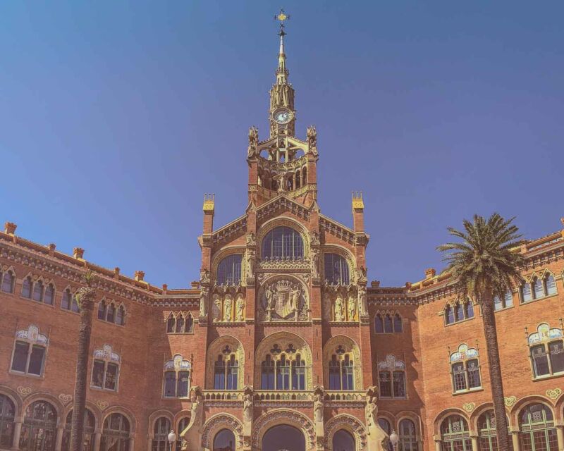 When most people think of Barcelona, images of Gaudí's Sagrada Familia or Park Güell might spring to their mind. But tucked away in the Eixample district lies another architectural gem: the Sant Pau Recinte Modernista. This gorgeous complex, a UNESCO World Heritage Site, is a masterpiece of Catalan Modernisme and the largest Art Nouveau site.