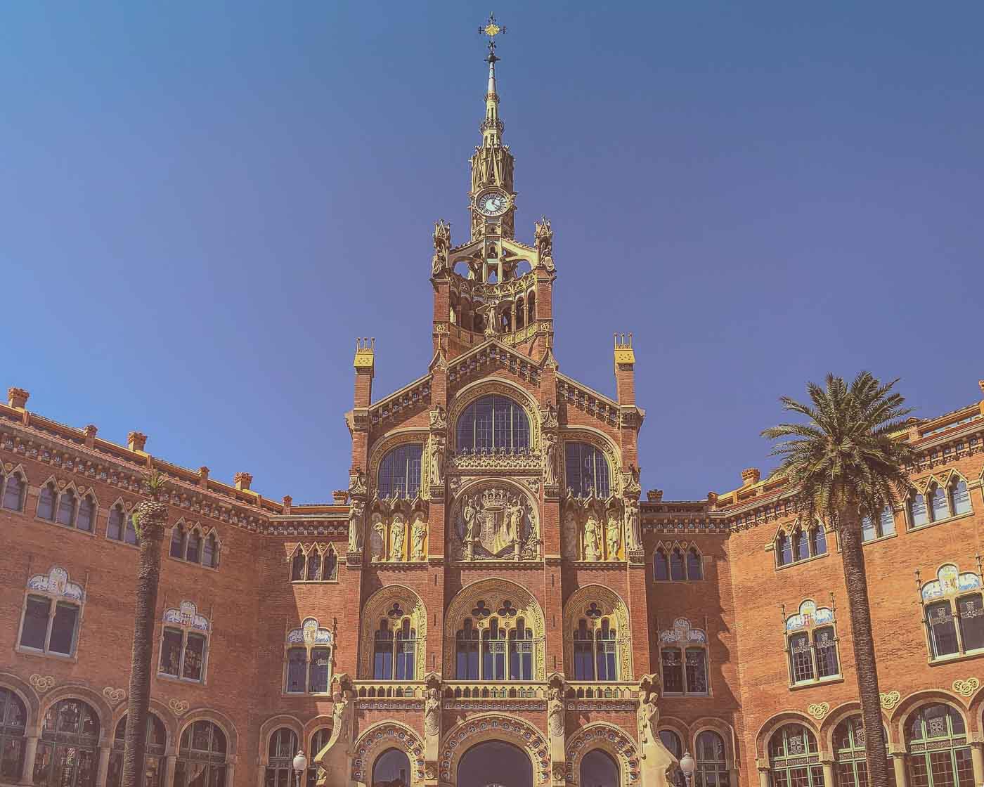 When most people think of Barcelona, images of Gaudí's Sagrada Familia or Park Güell might spring to their mind. But tucked away in the Eixample district lies another architectural gem: the Sant Pau Recinte Modernista. This gorgeous complex, a UNESCO World Heritage Site, is a masterpiece of Catalan Modernisme and the largest Art Nouveau site.