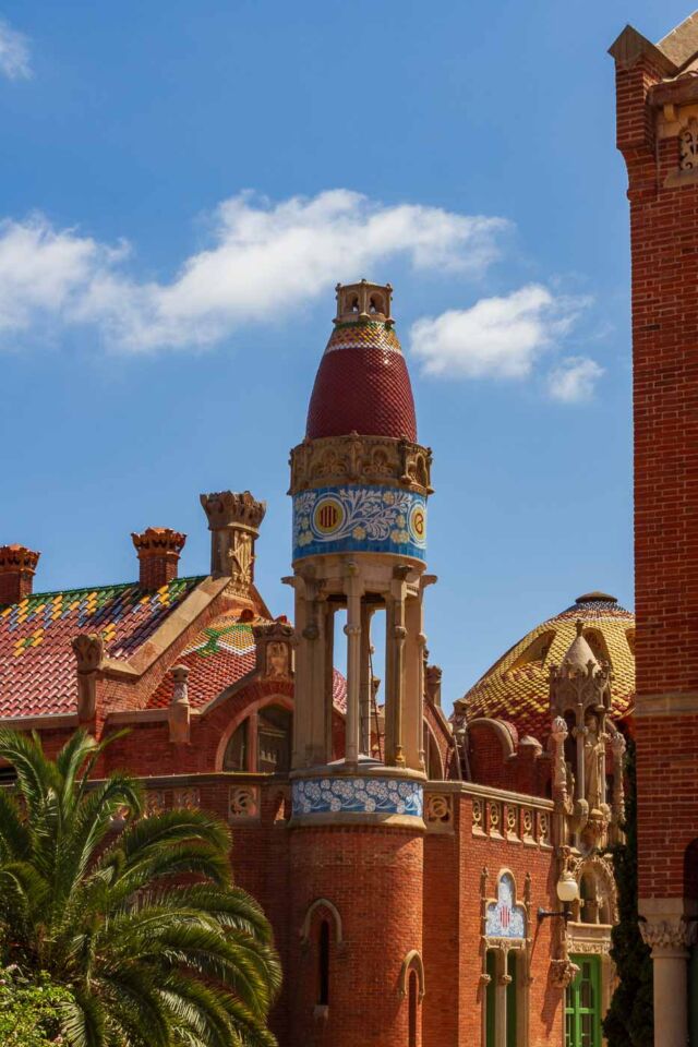 When most people think of Barcelona, images of Gaudí's Sagrada Familia or Park Güell might spring to their mind. But tucked away in the Eixample district lies another architectural gem: the Sant Pau Recinte Modernista. This gorgeous complex, a UNESCO World Heritage Site, is a masterpiece of Catalan Modernisme and the largest Art Nouveau site.