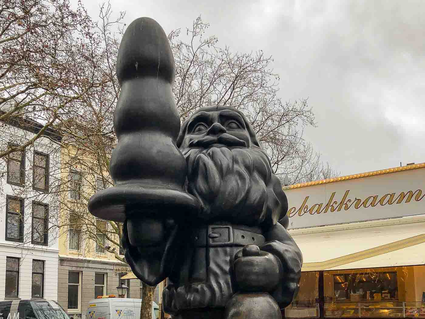 Rotterdam, a city known for its modern architecture and vibrant art scene, is also home to one of the most controversial statues in the world: the Rotterdam Santa Claus. This seemingly jolly Santa, instead of holding a Christmas tree, is clutching a butt plug, causing quite a stir among locals and tourists alike.