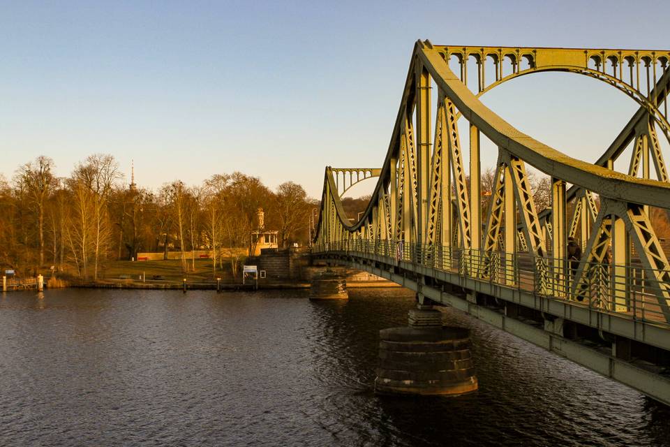 Less than an hour train ride from Berlin, Potsdam feels like a world apart. Stepping into this charming city is like stepping back in time, with its grand palaces, pristine parks, and fascinating historical sites.