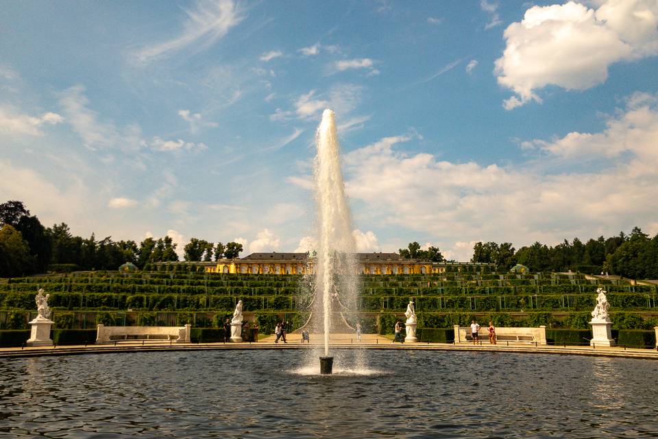 Less than an hour train ride from Berlin, Potsdam feels like a world apart. Stepping into this charming city is like stepping back in time, with its grand palaces, pristine parks, and fascinating historical sites.