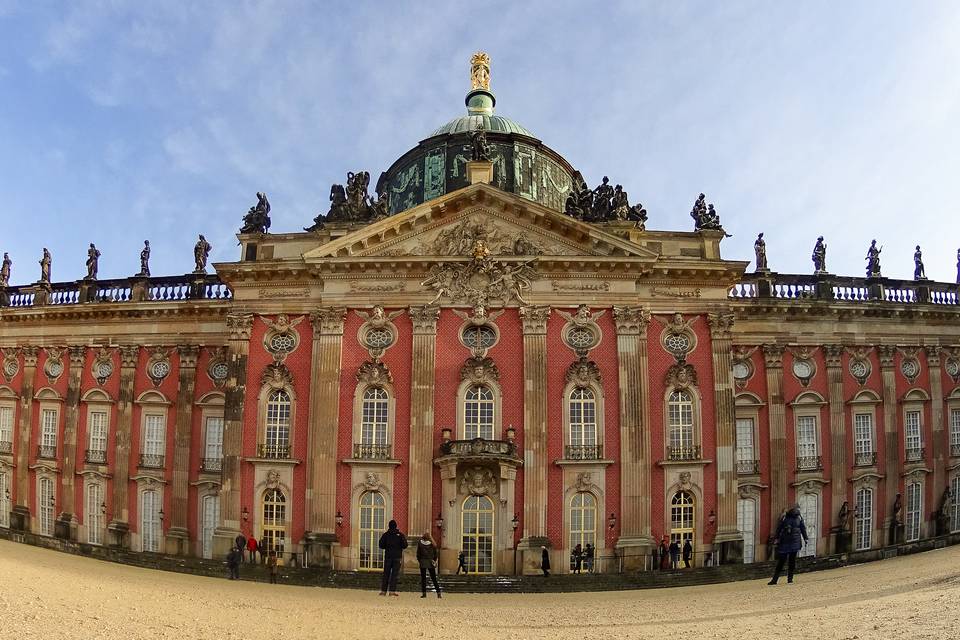 Less than an hour train ride from Berlin, Potsdam feels like a world apart. Stepping into this charming city is like stepping back in time, with its grand palaces, pristine parks, and fascinating historical sites.