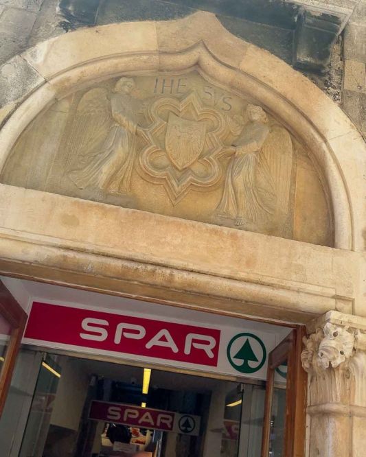 Split is a city where ancient Roman emperors once walked. Glowing white stone creates a labyrinthine old town, and unexpectedly, you can pick up your daily groceries in a building technically under UNESCO protection. Welcome to the curious case of the Unesco-protected Supermarket in Split, a SPAR grocery store that offers a shopping experience quite unlike any other in the world.