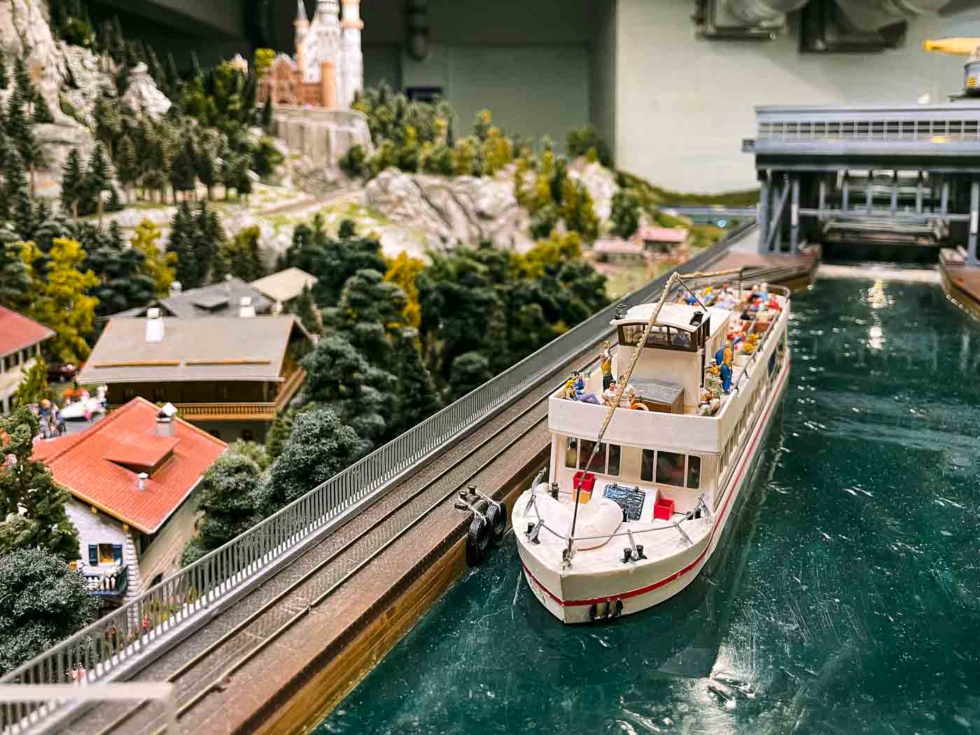 One may not immediately think of Hamburg, a city known for its popular port, storied Speicherstadt, and delicious cuisine, as the location of elaborate model railways. Yet, tucked away in this bustling German metropolis lies a truly outstanding attraction: the Miniatur Wunderland. More than just a model train exhibit, it's a complex, meticulously crafted miniature universe that captivates visitors of all ages, solidifying its place as one of Germany's most popular cultural attractions.