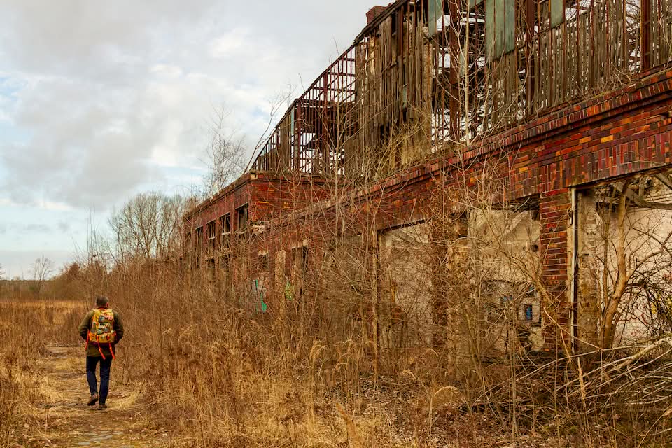 Berlin is a city with a weird tendency to discard airports. The city goes through them so fast that it’s hard to remember all of them. One of these airports was called Flugplatz Schönwalde, and here I will tell you about its history.