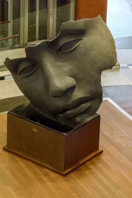 I ask you to forget everything you know about shopping centers once you cross the doors and enter Stary Browar. This award-winning architectural complex mixes an art gallery with commercial space and uses the structure of the old brewery uniquely.