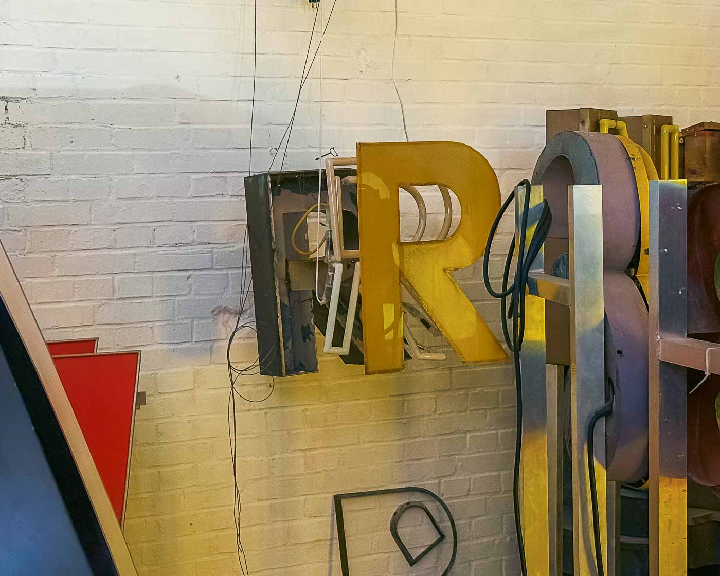 Discover the untold story behind the closure of the unique Berlin Buchstabenmuseum. Explore its iconic collection of neon signs and historic typography, and understand why this beloved, volunteer-run institution, a true piece of Berlin's identity, had to close its doors after 20 years. A must-read for anyone interested in Berlin history and urban typography.