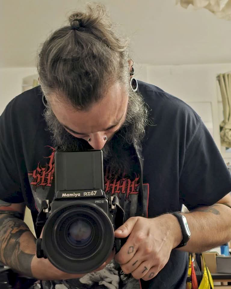 In the world of analog photography, there aren’t that many cameras that command as much presence, in both the physical and creative ways, as the Mamiya RZ67. If you are a photographer who prioritizes image quality over everything else, this camera is the legend you have been looking for.