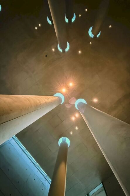 Krematorium Baumschulenweg was designed by Axel Schultes and Charlotte Frank, who also worked on the Berlin Chancellery. What they created feels less like a building and more like a sensory experience. While I was there, this was one of the many things that came to mind.