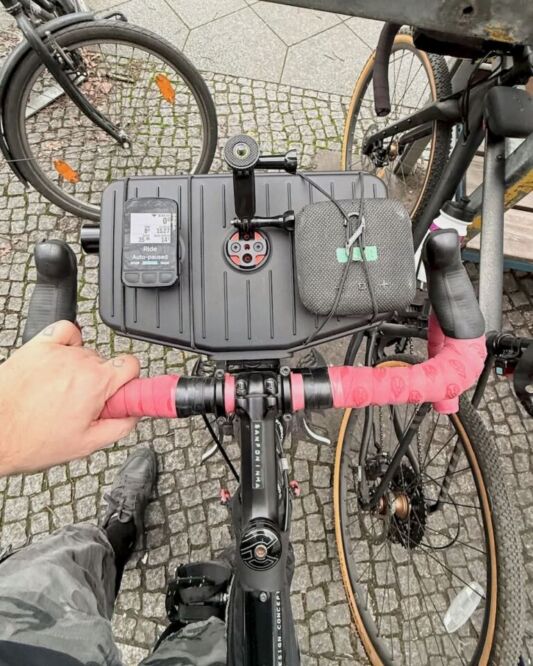 I previously preached about the Original Handlebar Bag, but after upgrading to the larger version late in 2025, I use it on every single ride. The easy on/off mounting system is incredibly slick, like it was on the older model. If you travel with a proper camera like my vintage Canon F-1, the padded insert offers great protection against road vibrations. The real star, however, is the customizable, durable lid. It acts as the ultimate dashboard for my cockpit, keeping my navigation and tech protected yet completely accessible.