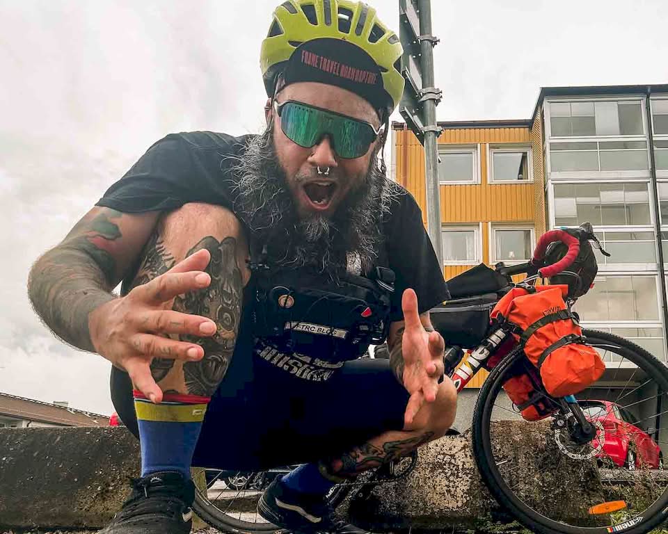 Before heading back to Crusellska Vandrarhemmet, I stopped at one of the many alcohol shops they have in town. Since Strömstad is one of the last cities before Norway, many people go there to buy “cheaper” alcohol and bring it back home.