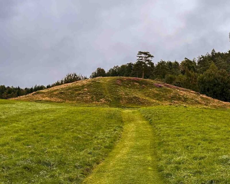 The first place I passed by was the Grönehög, a burial mound that was built in the 6th century near the shoreline when the sea around the area was higher.