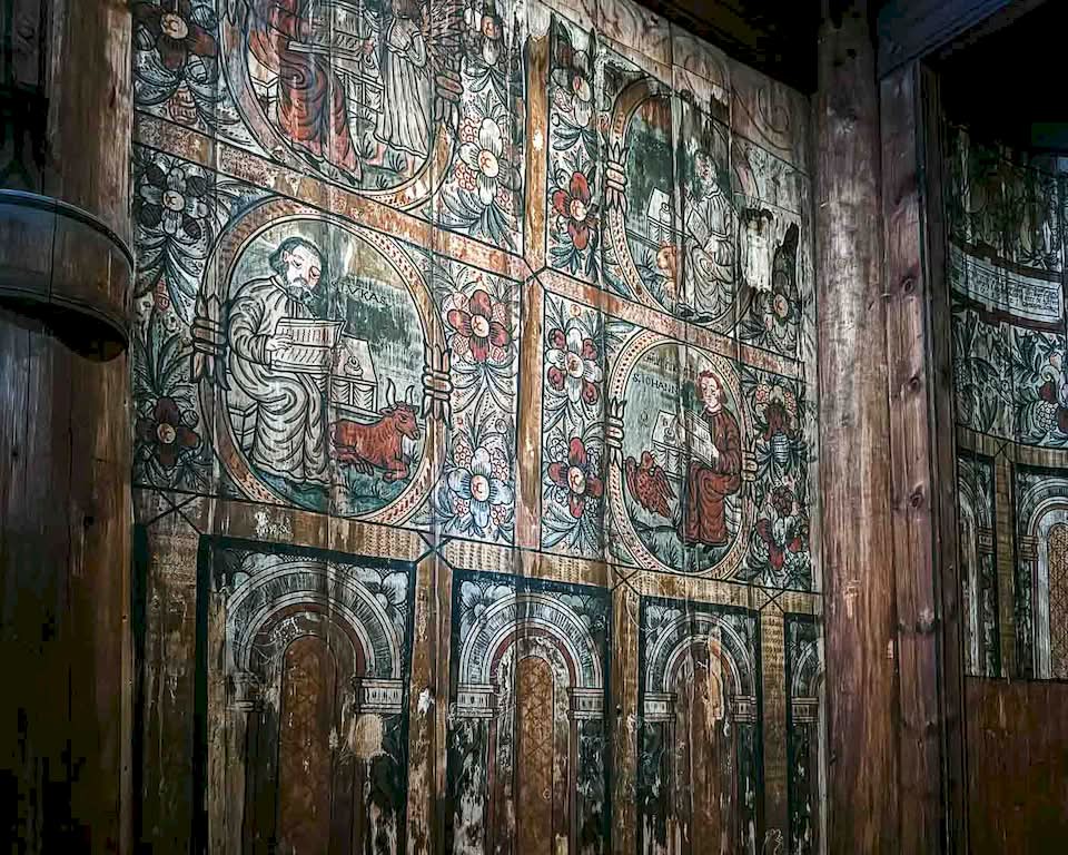 A short bus ride later, and there we were, walking around the Norsk Folkemuseum and seeing the historical architecture that shows how much Norway has changed through the years. But the highlight there, at least for me, was the Gol stavkirke. Also known as the Gol Stave Church, this is a stave church originally from Gol that dates from 1157 to 1216. Most of the main construction remained intact and in original form, and inside, you can still see original murals and medieval artifacts. It was magical to be able to see this.