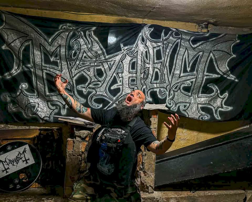 Since I visited the building where he was murdered, I had to visit his old shop since it feels like an unofficial black metal museum. I even tried to buy a Mayhem shirt there, but they didn’t have it in my size, so I got a Neseblod Records shirt, and I’m more than happy about it.