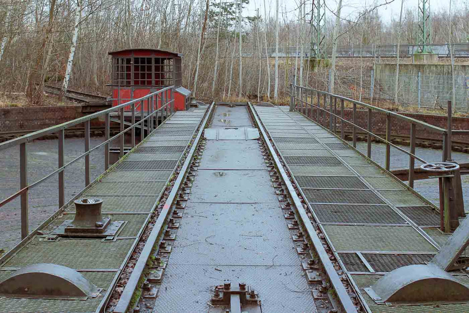 For almost 50 years, the region remained unaltered, allowing rare dry grasslands and a pristine urban forest to grow naturally. Something similar happened around the Berlin Wall, and I even wrote about the rabbits that used to be found on Chausseestraße between Mitte and Wedding. Many areas of the park are now formally designated as landscape and nature reserves.
