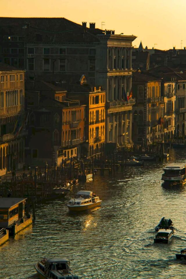 On my trip to Venice in 2024, I saw what I believe is the best and most amazing unobstructed view of Venice. And it wasn't from an ancient bell tower but from the roof of a luxury shopping center: the Fondaco dei Tedeschi. And here is the story behind the view from the Fondaco dei Tedeschi.