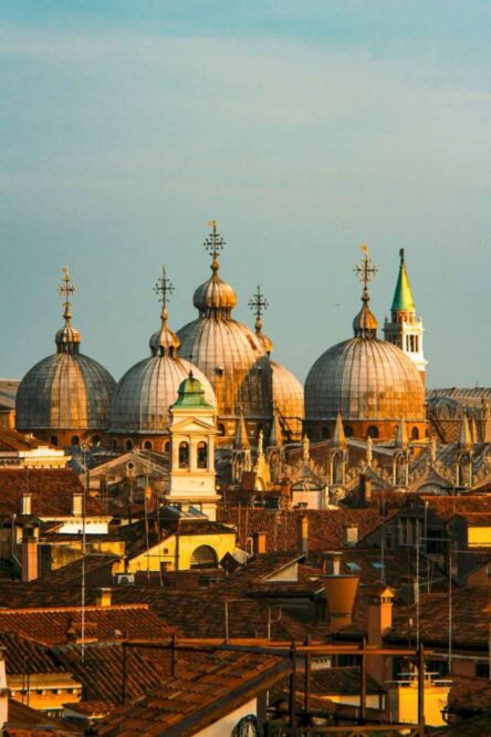 On my trip to Venice in 2024, I saw what I believe is the best and most amazing unobstructed view of Venice. And it wasn't from an ancient bell tower but from the roof of a luxury shopping center: the Fondaco dei Tedeschi. And here is the story behind the view from the Fondaco dei Tedeschi.