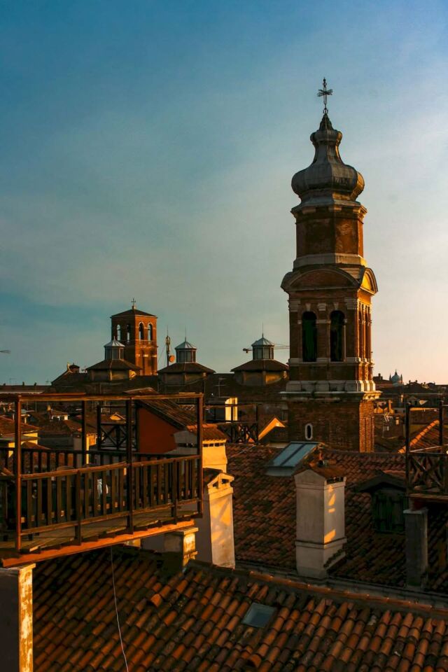 On my trip to Venice in 2024, I saw what I believe is the best and most amazing unobstructed view of Venice. And it wasn't from an ancient bell tower but from the roof of a luxury shopping center: the Fondaco dei Tedeschi. And here is the story behind the view from the Fondaco dei Tedeschi.